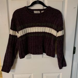 Crop top sweater